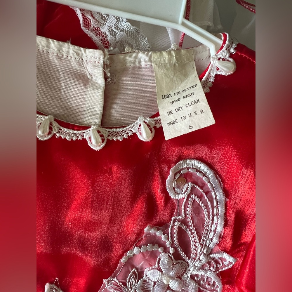 Vintage Baby Girls 90s White & Red Ruffle Lace and Tiered Frilly Lace Dress - Picture 8 of 14